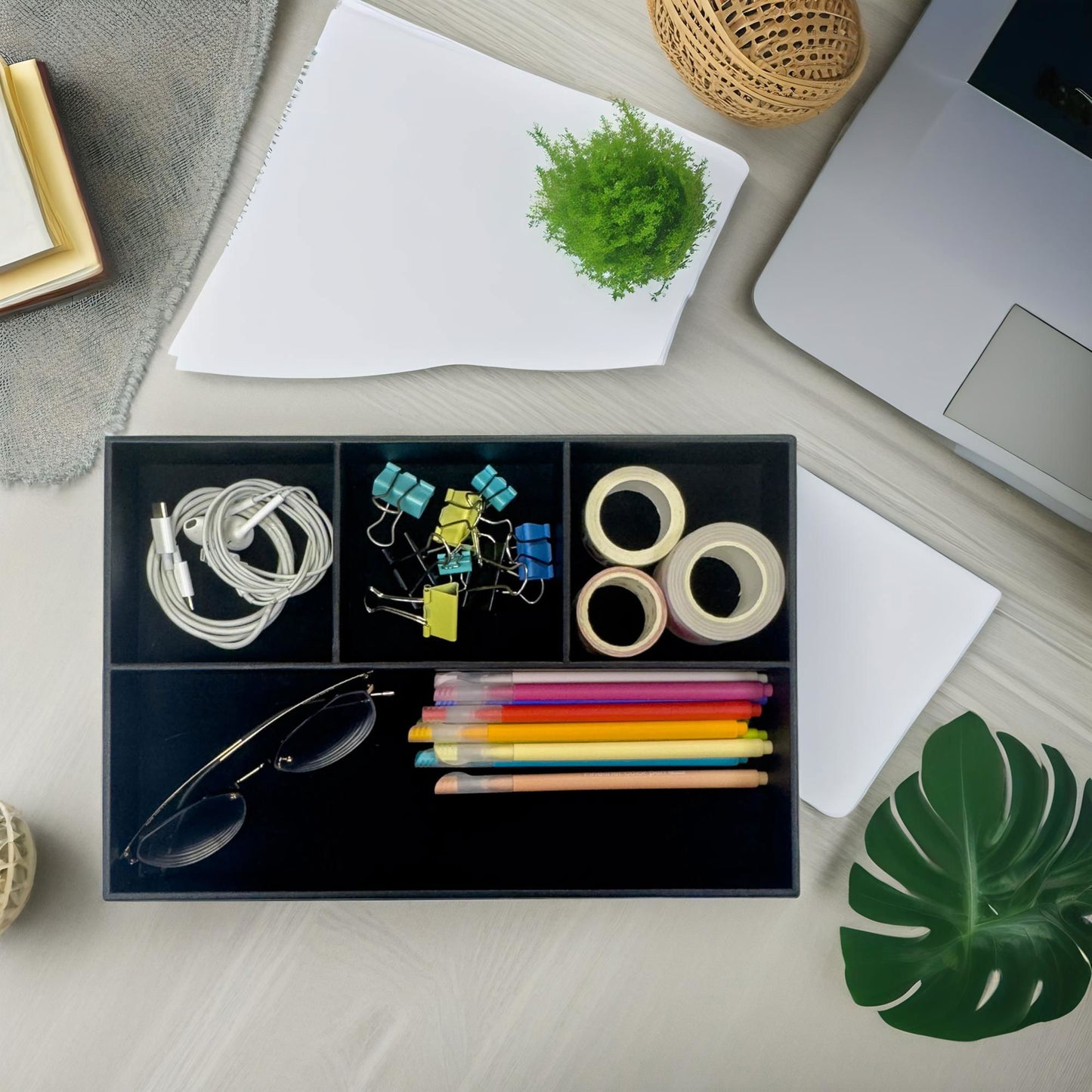 UnionBasic 4-Slot Flat Tray Desk Organizer